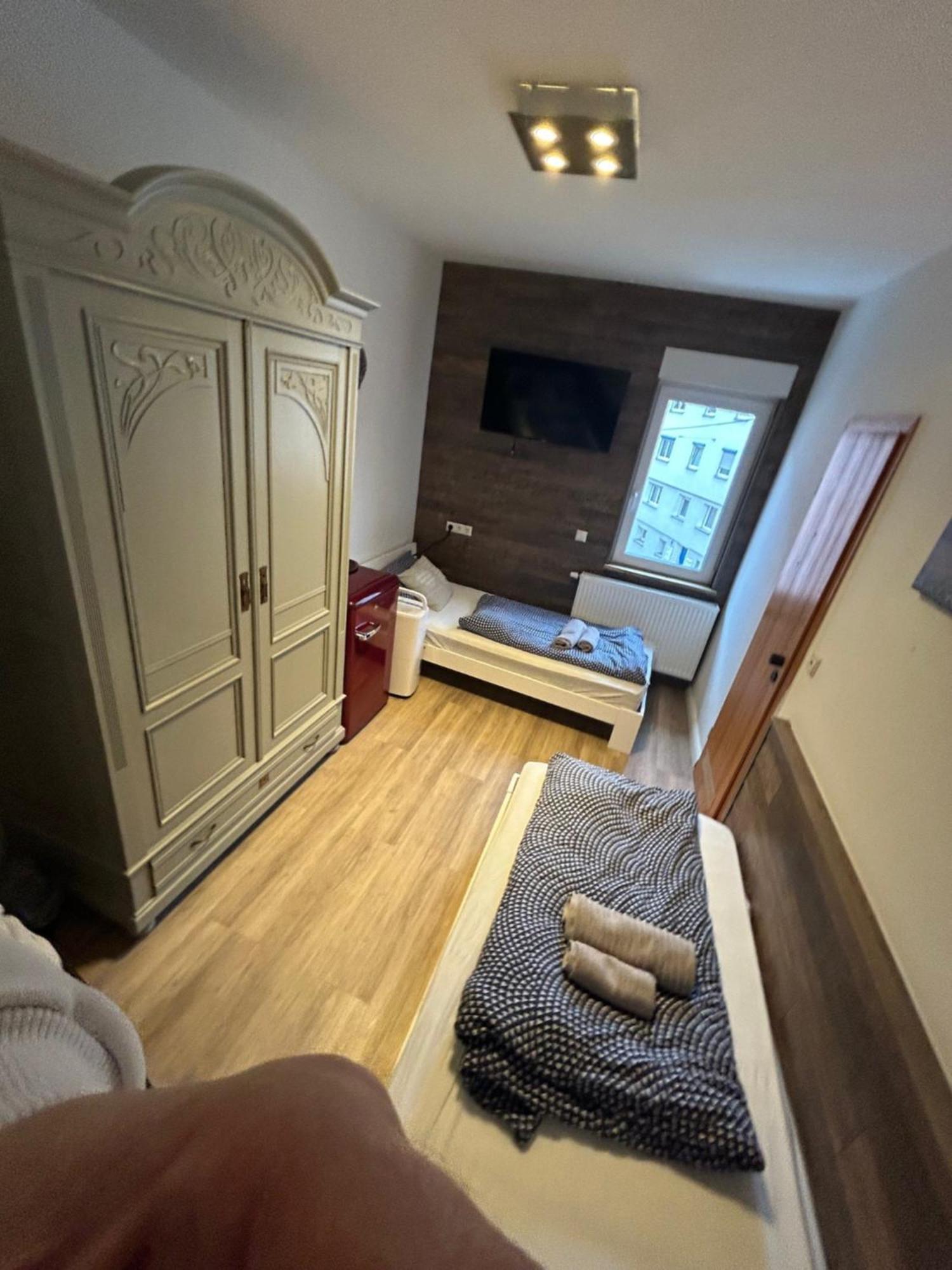 Hotel Waldhorn Штутгарт Экстерьер фото